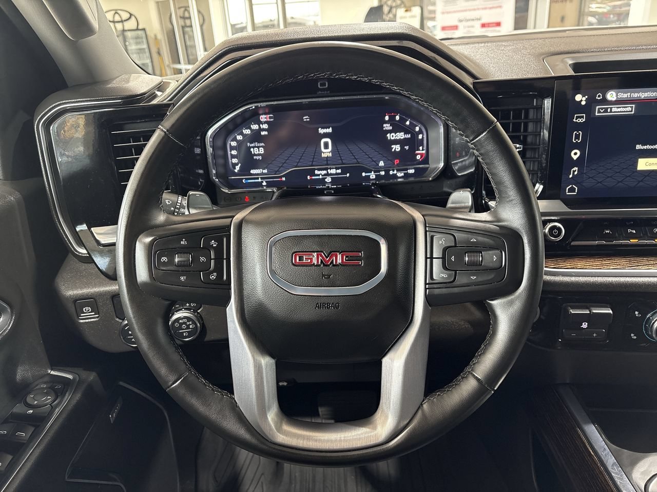 Used 2024 Summit White GMC Elevation image 14