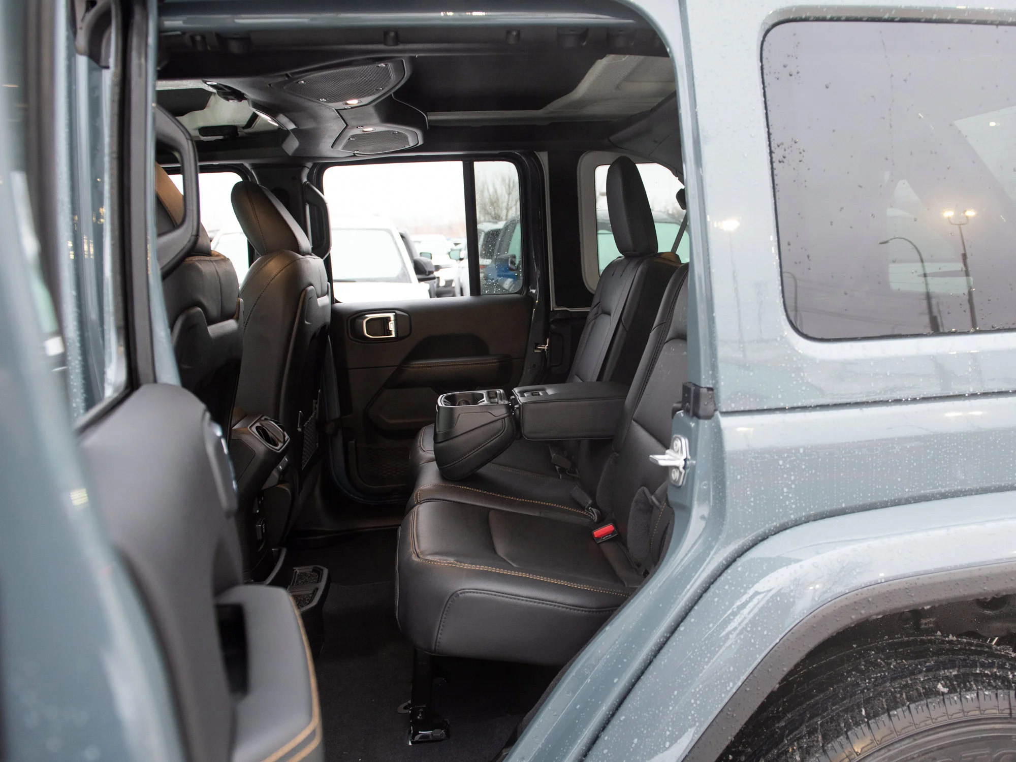 Used 2026 Dark blue Jeep Sahara* 4 Door 4x4, McKinley Leather Seats, Safety Group, Off Road Camera image 20
