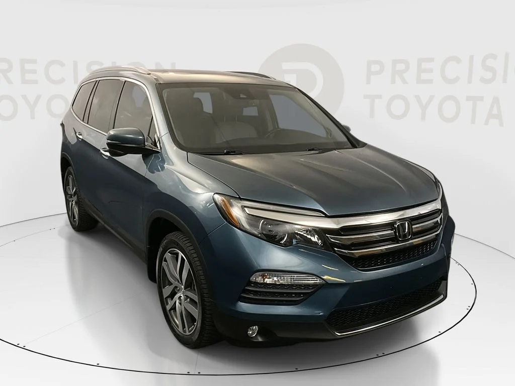 2018 Honda Pilot 4WD Touring's photo