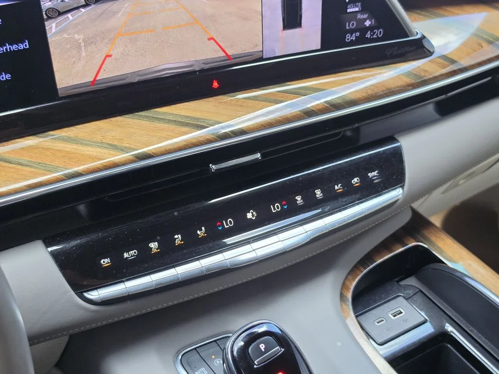 Used 2023 Black Cadillac Sport Platinum image 20