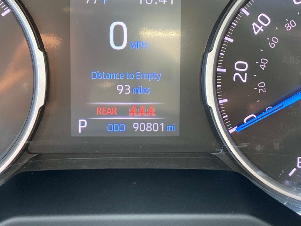 Used 2022 Gray Toyota XLE image 32