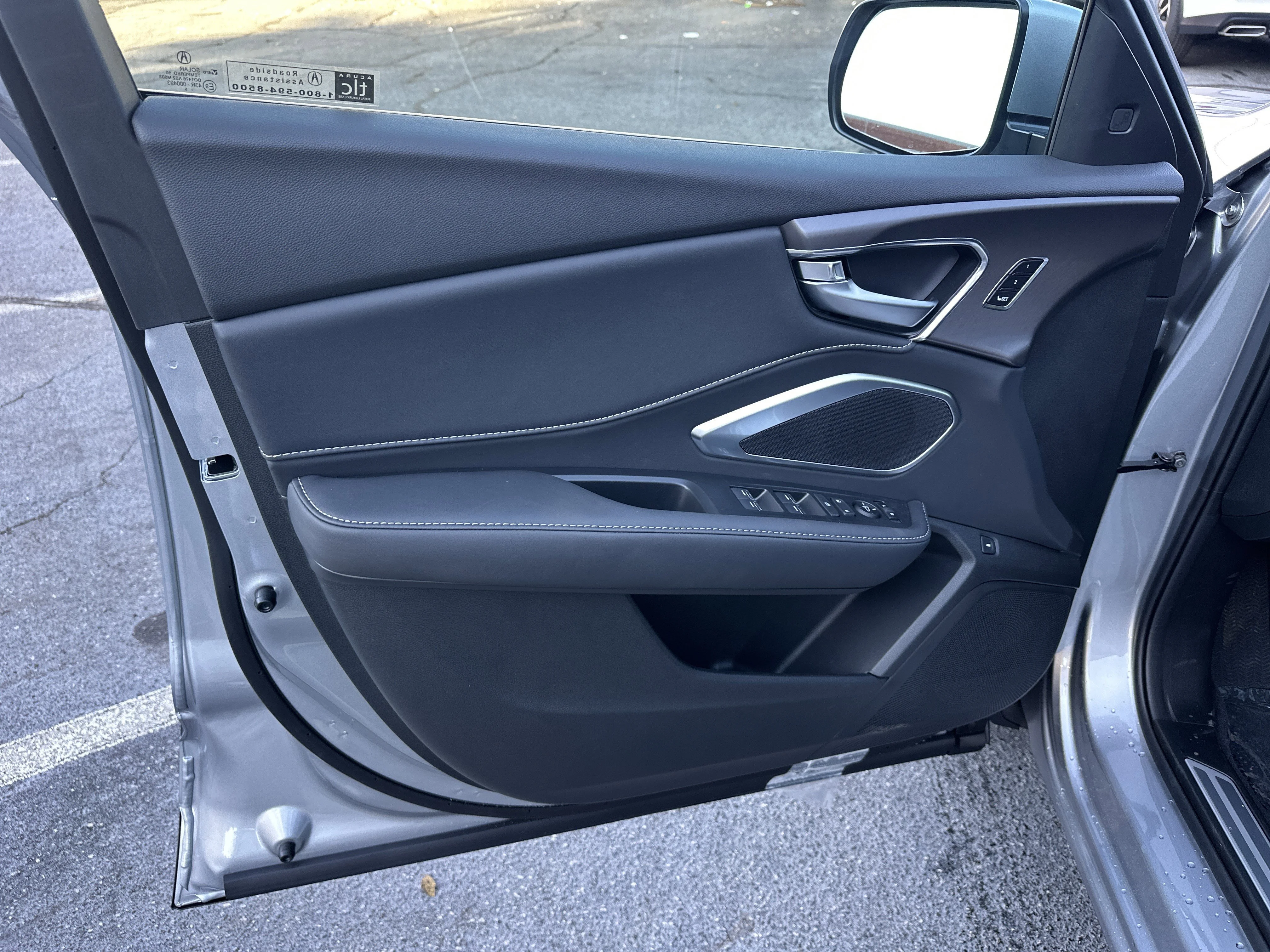 New 2025 Solar Silver Metallic Acura  image 10