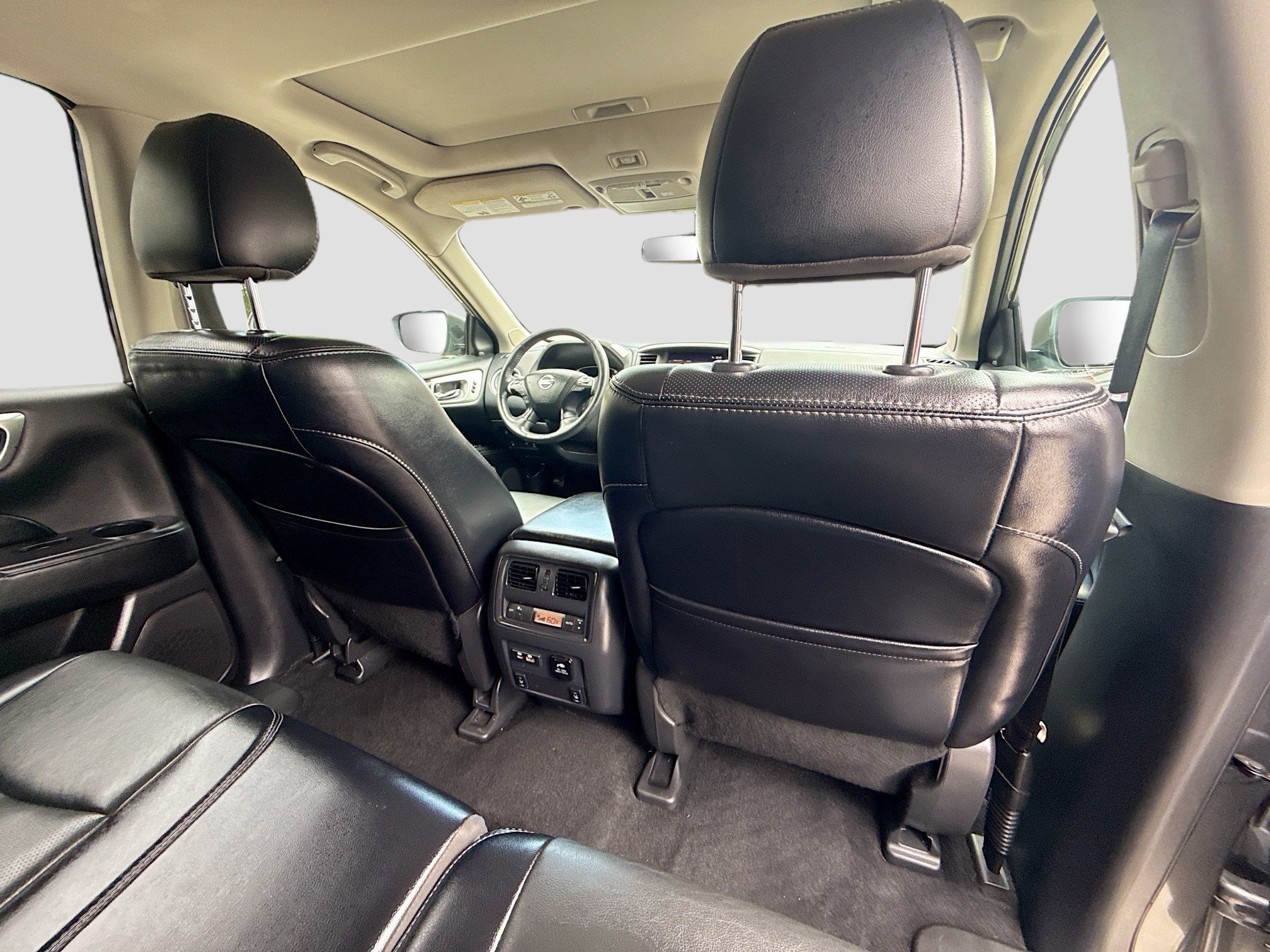 Used 2020 Gun Metallic Nissan Platinum image 28