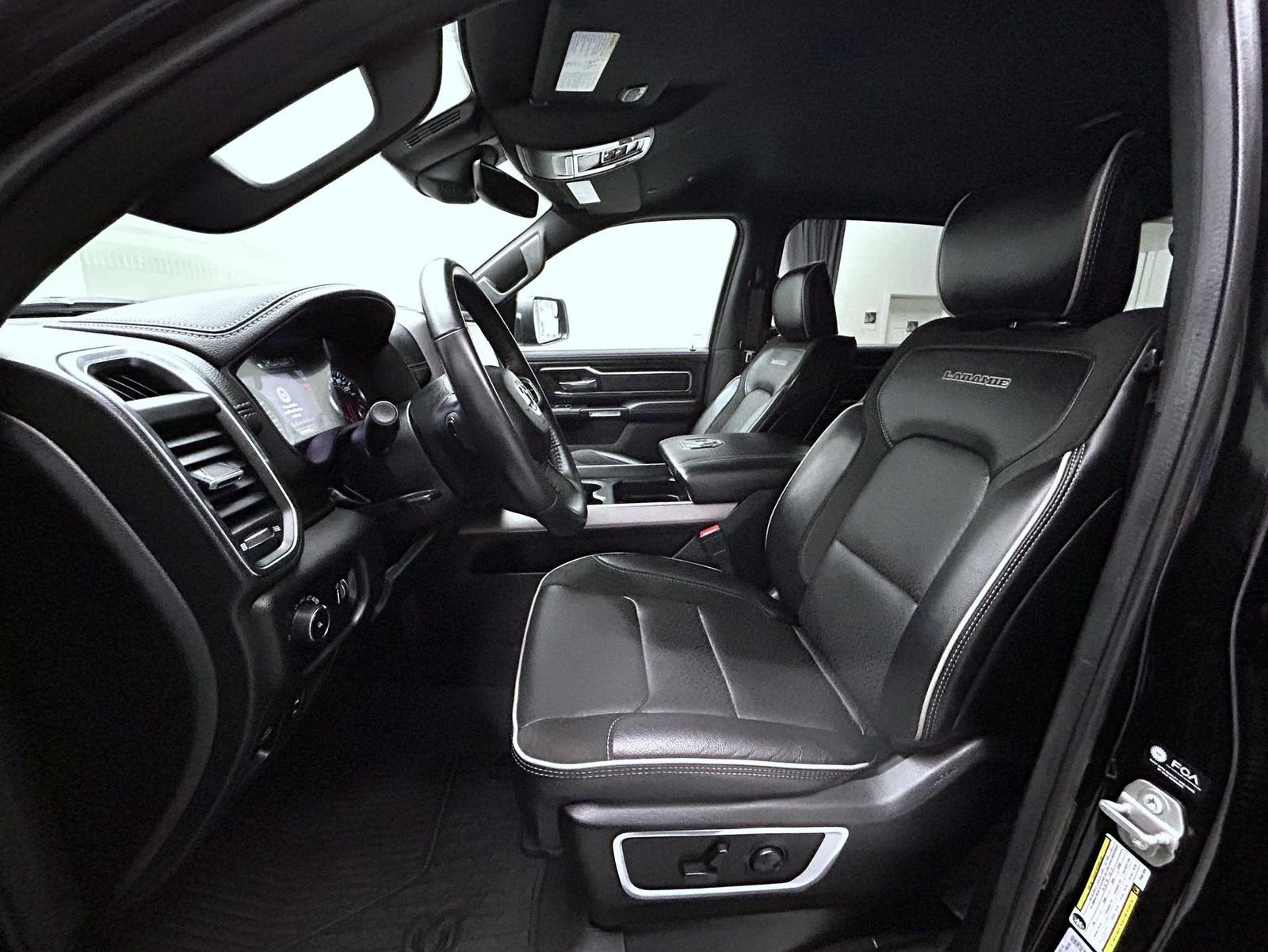 2023 RAM Ram 1500 Pickup Laramie - Photo 10