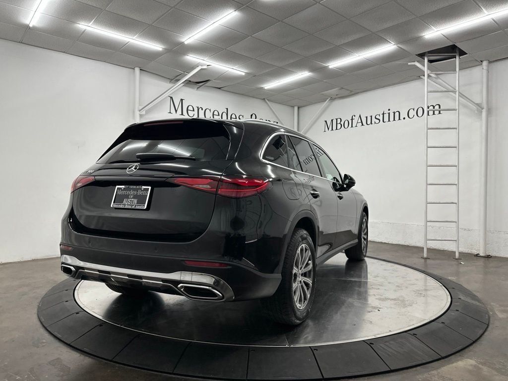 New 2026 Black Mercedes-Benz GLC 300 image 7