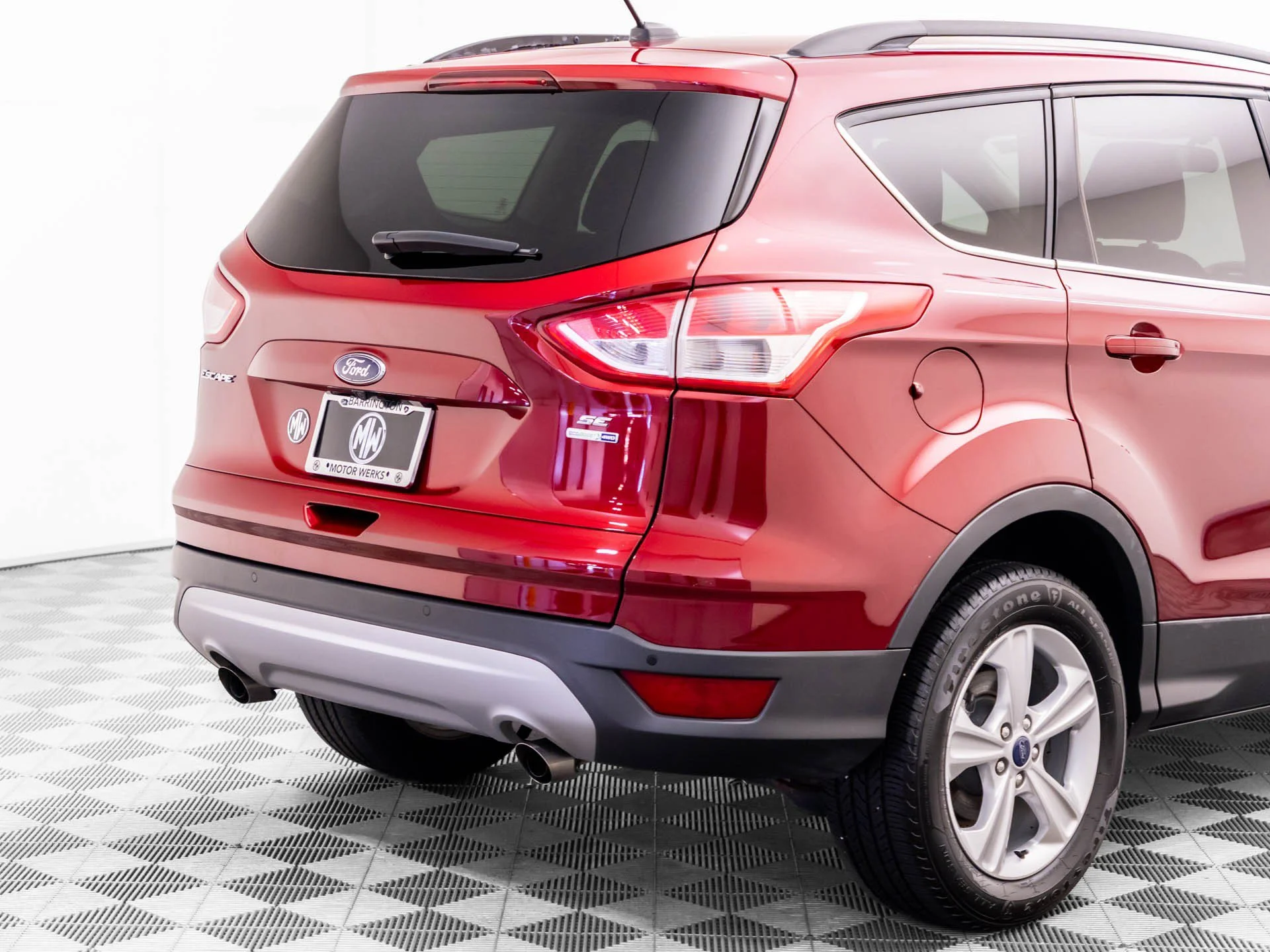 Used 2014 Red Ford SE image 33