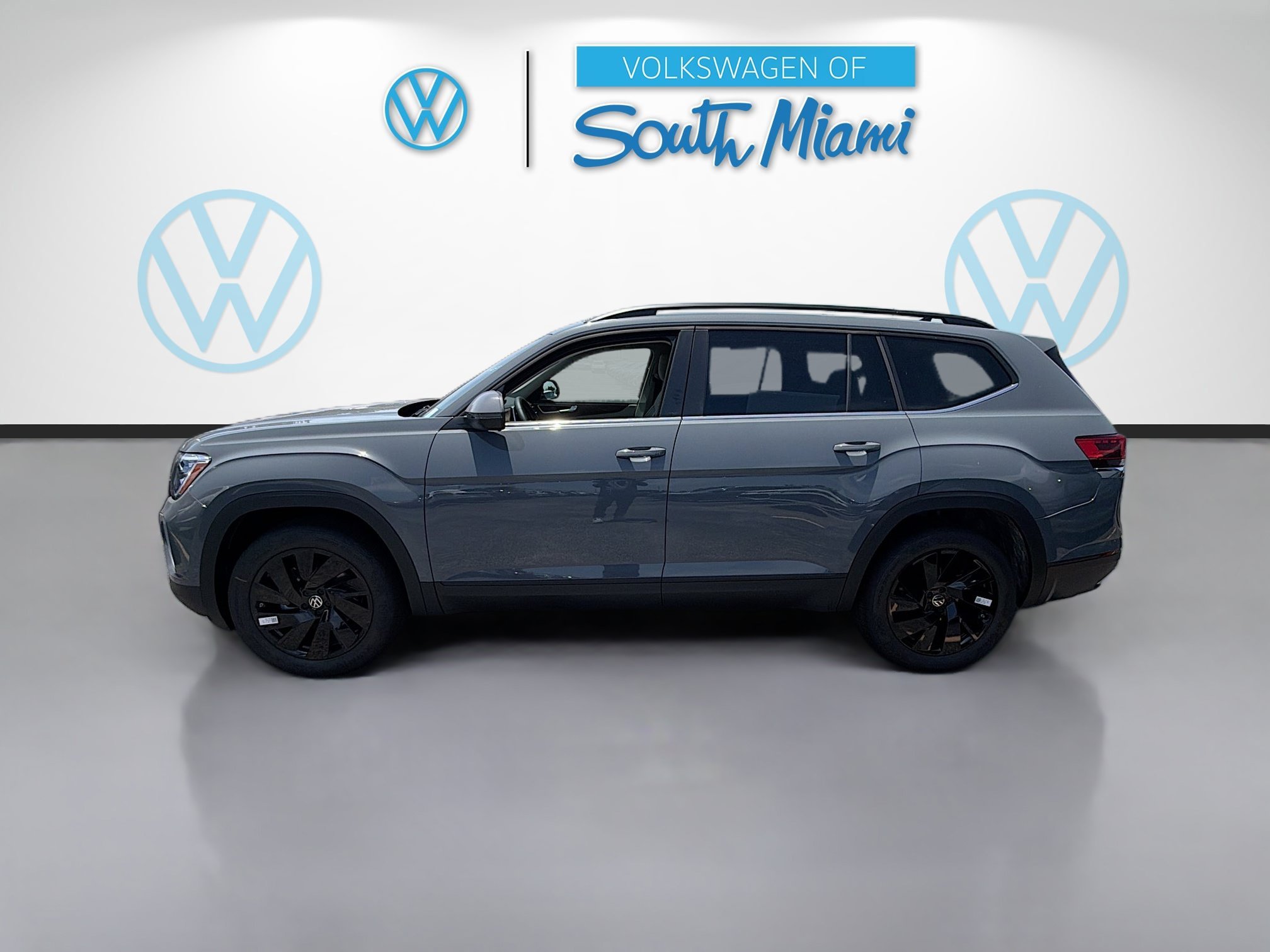 New 2026 Gray Volkswagen 2.0T SE w/Technology image 4