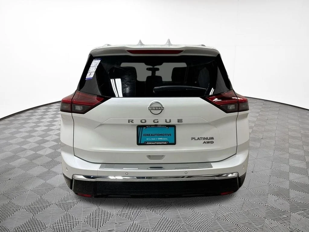 2026 Nissan Rogue Platinum - Photo 12