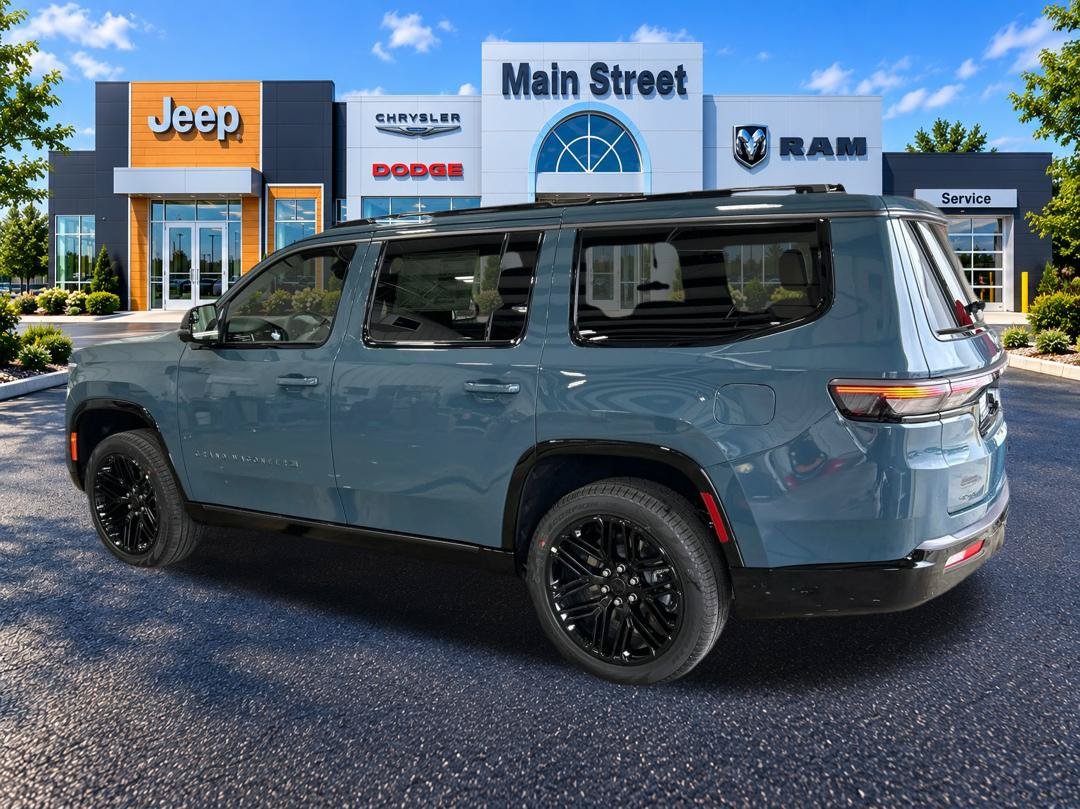 New 2026 Steel Blue Exterior Paint Jeep Limited Reserve image 3