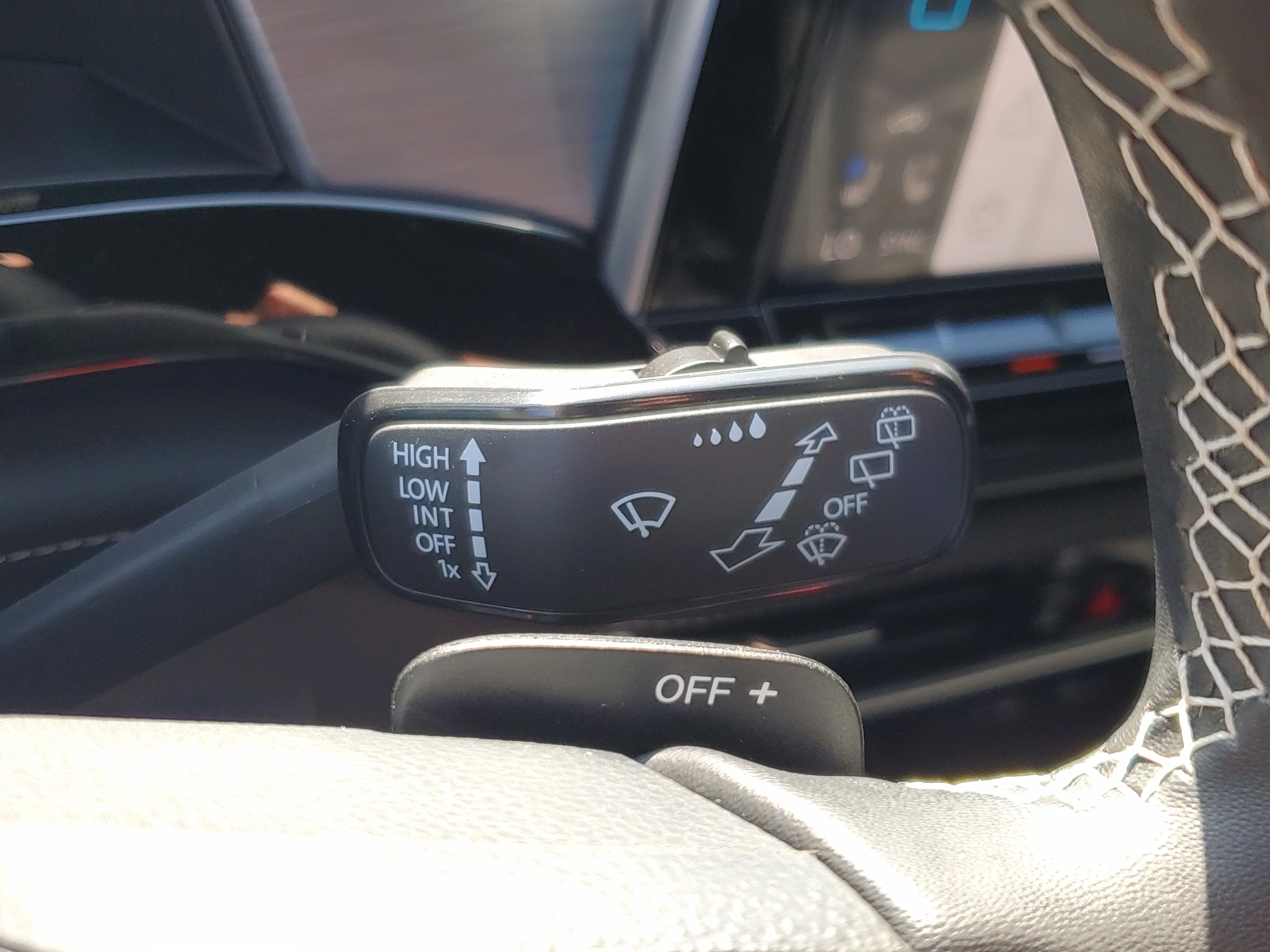 New 2026 Gray Volkswagen 2.0T SE w/Technology image 30