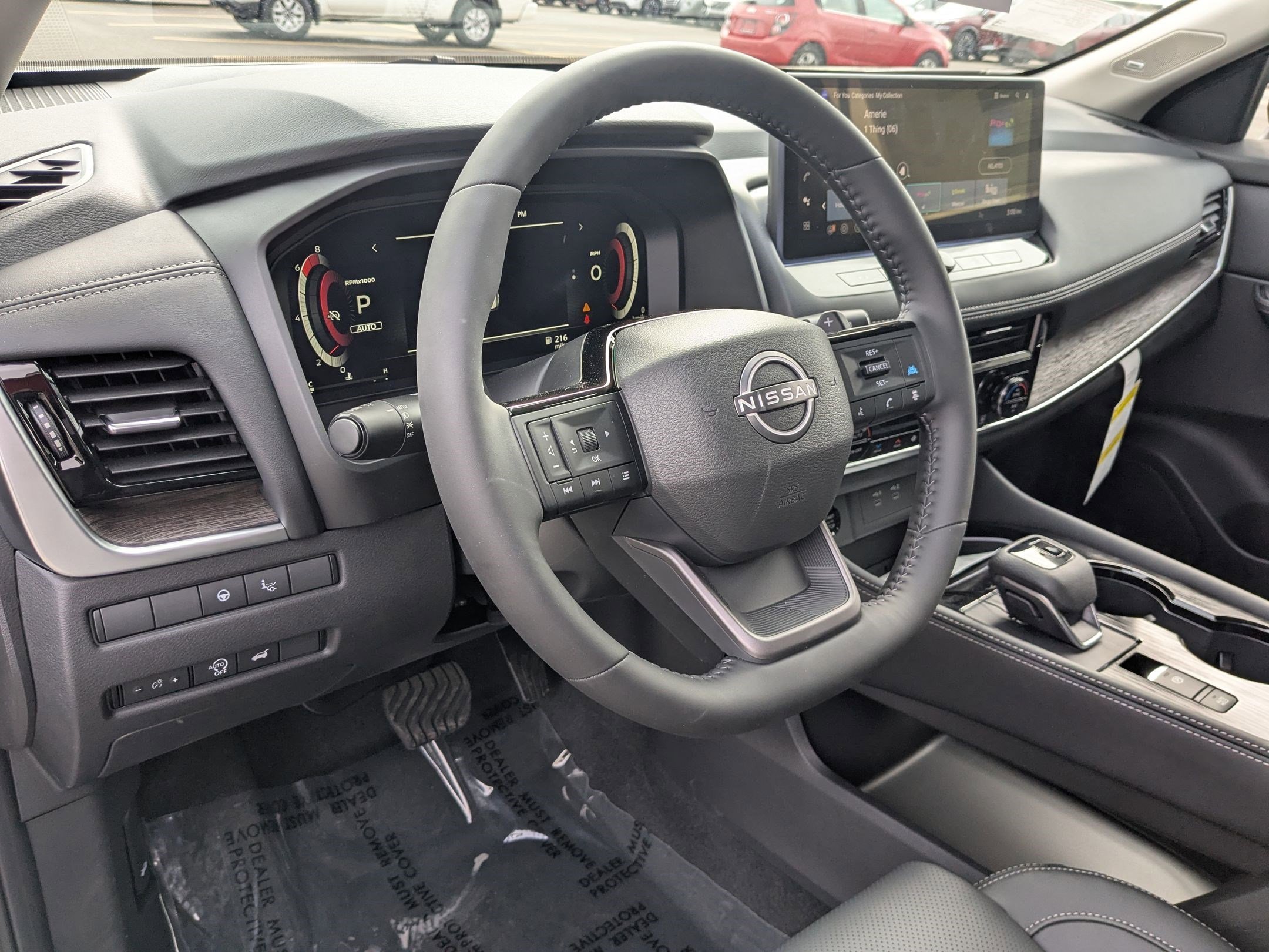 New 2026 Champagne Silver Metallic/Super Black Nissan Platinum image 10