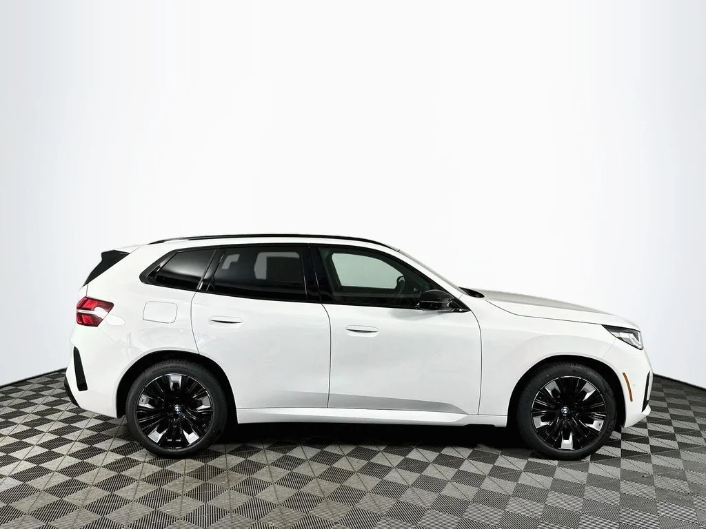 Used 2025 Alpine White BMW M50 xDrive image 4