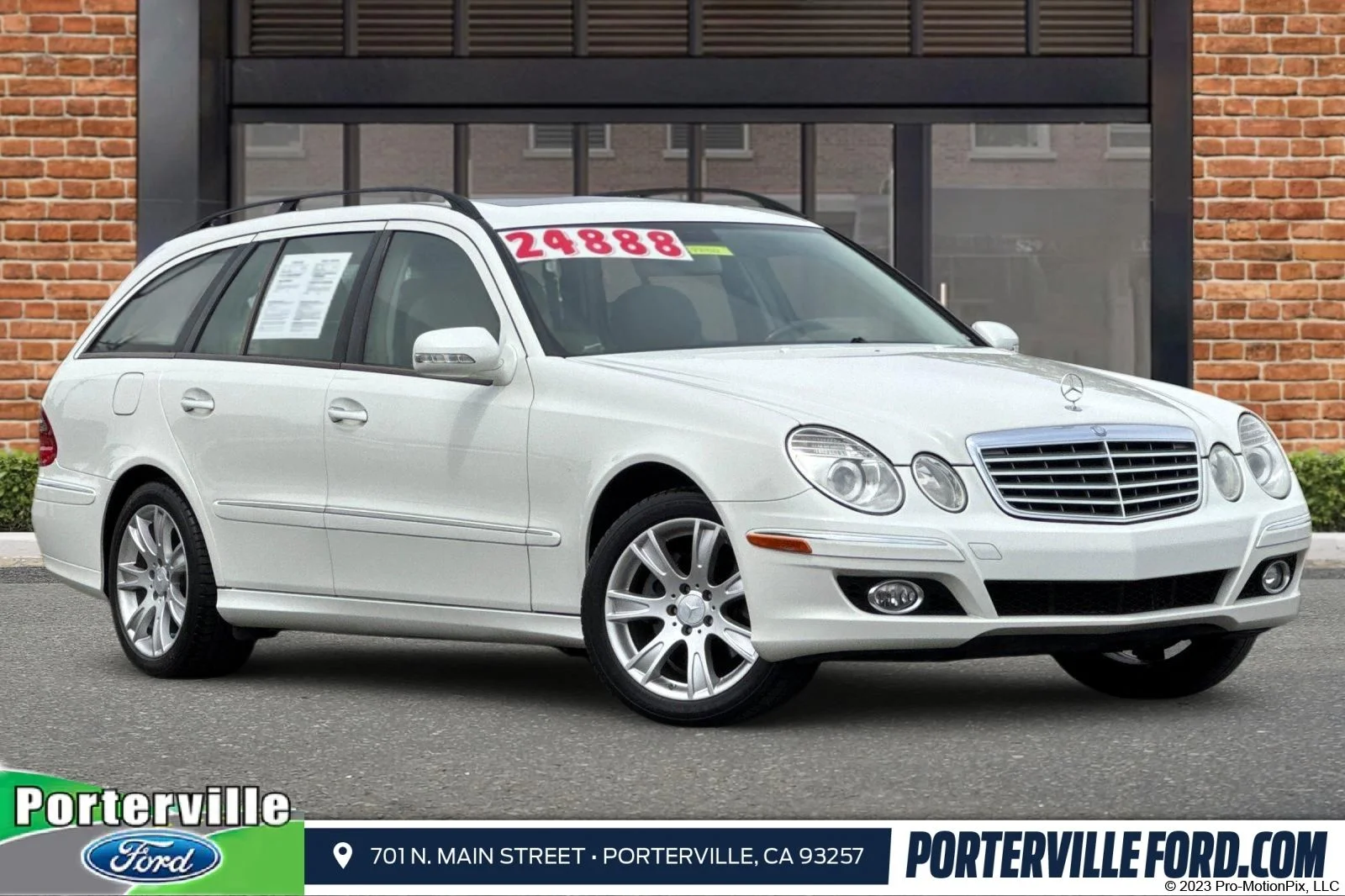2009 Mercedes-Benz E-Class E350 4MATIC's photo