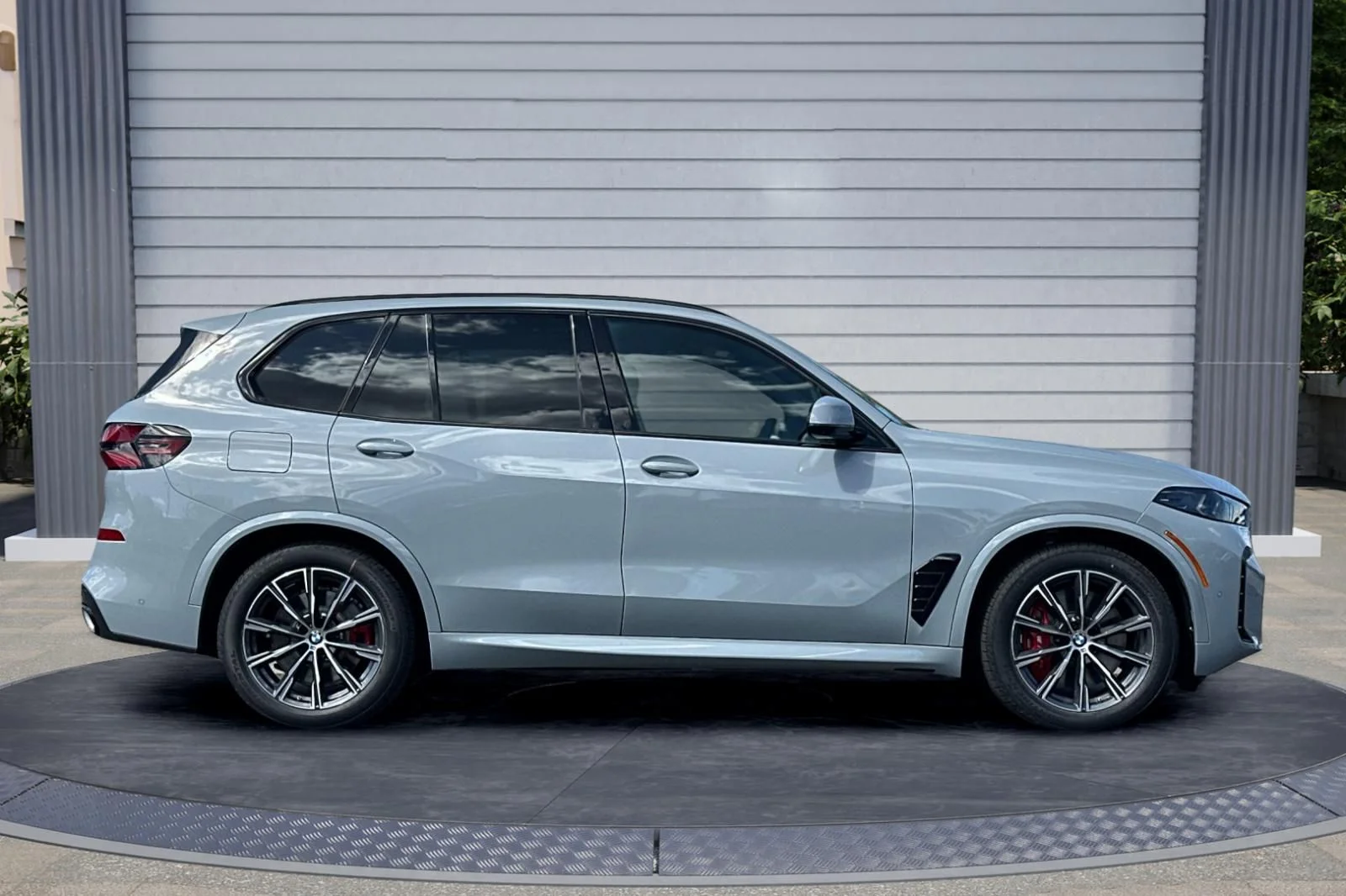 New 2026 Brooklyn Grey Metallic BMW xDrive50e image 3