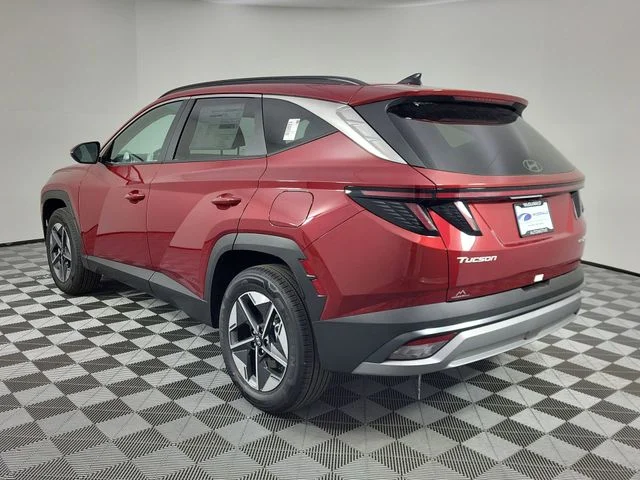 Used 2025 Red Hyundai SEL Convenience image 11