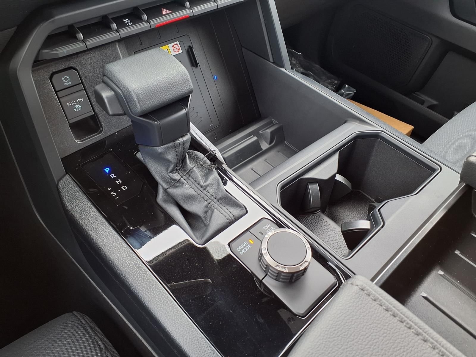 2026 Toyota Tundra SR5 - Photo 15