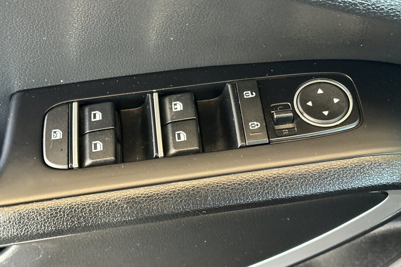 Used 2023 Gray Kia LX image 12