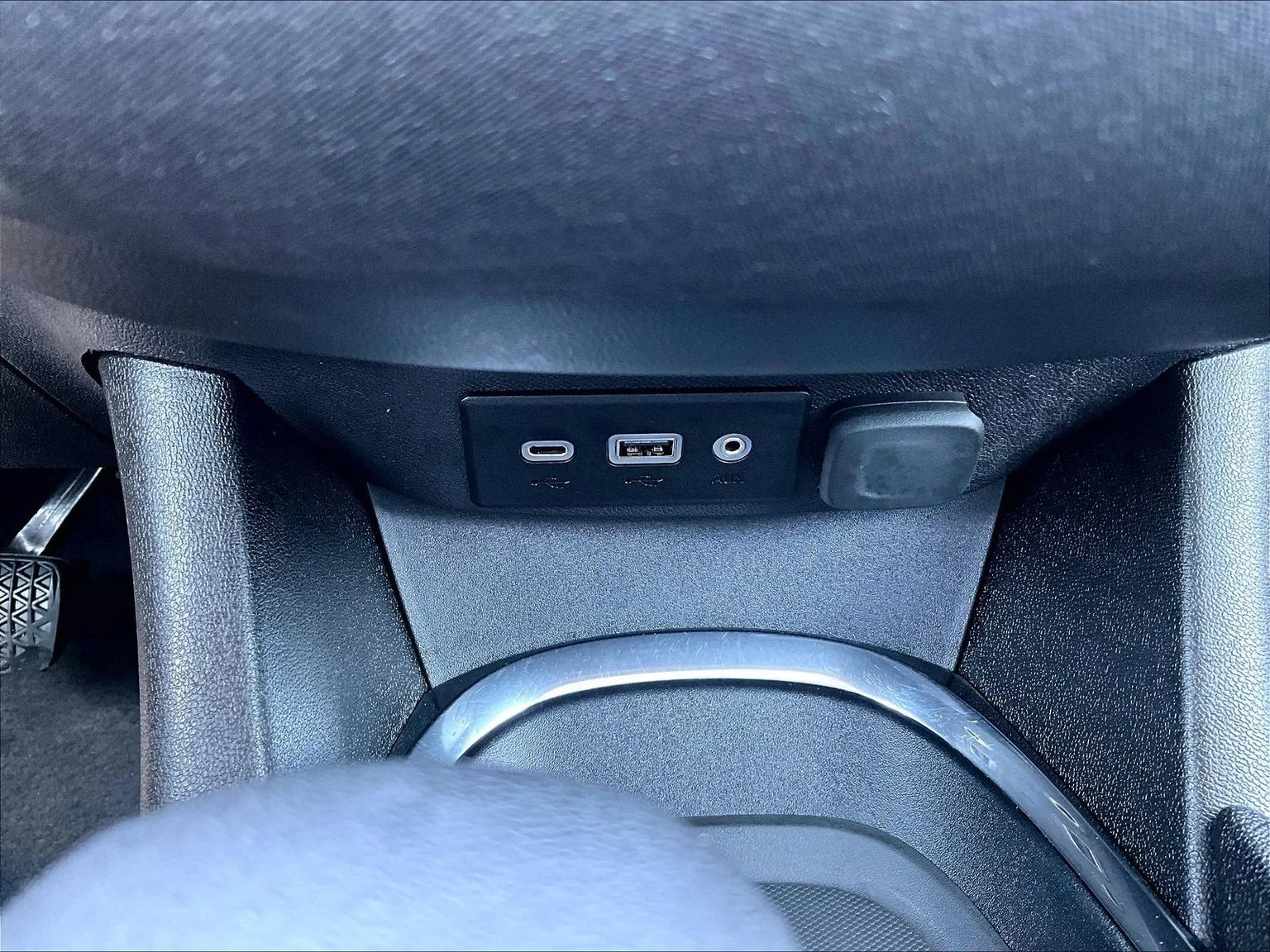 Used 2023 Gray Chevrolet LT image 31