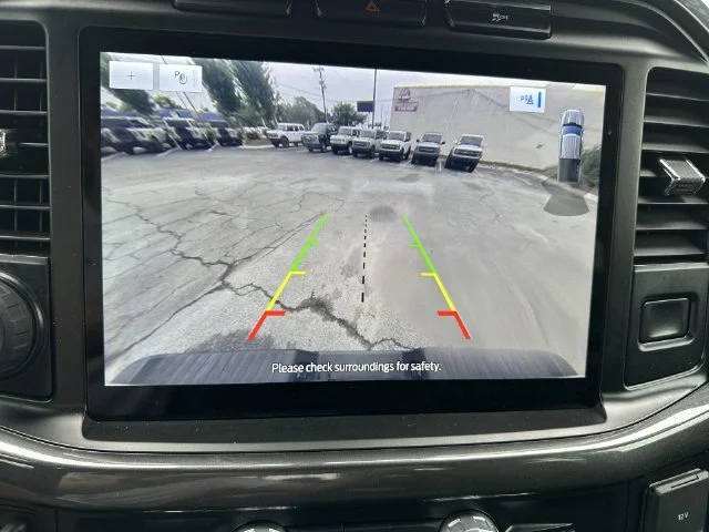 Used 2023 White Ford XLT image 18