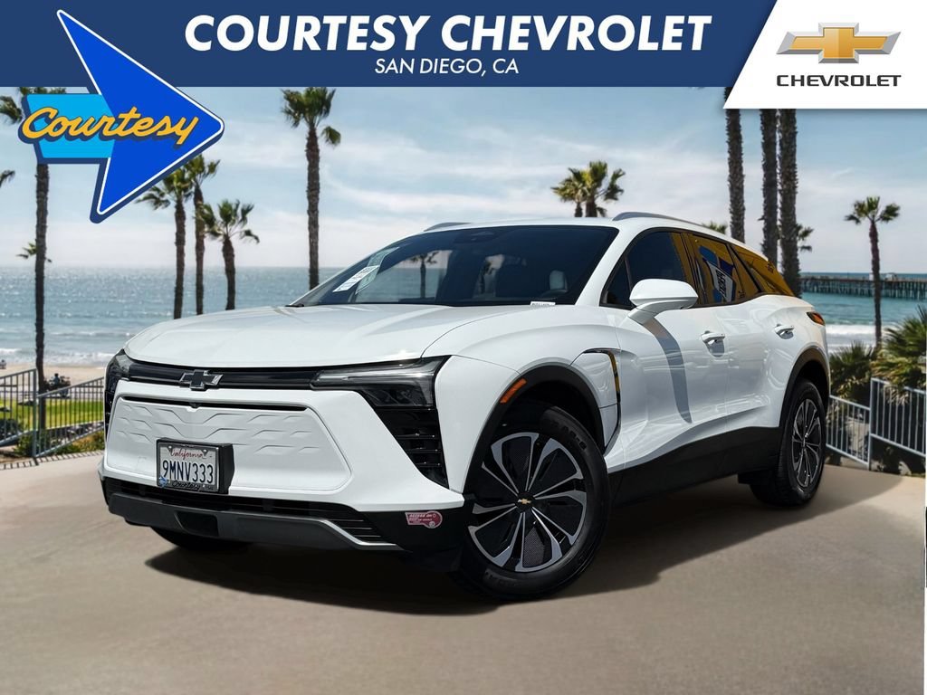 Used 2024 Summit White Chevrolet LT image 1