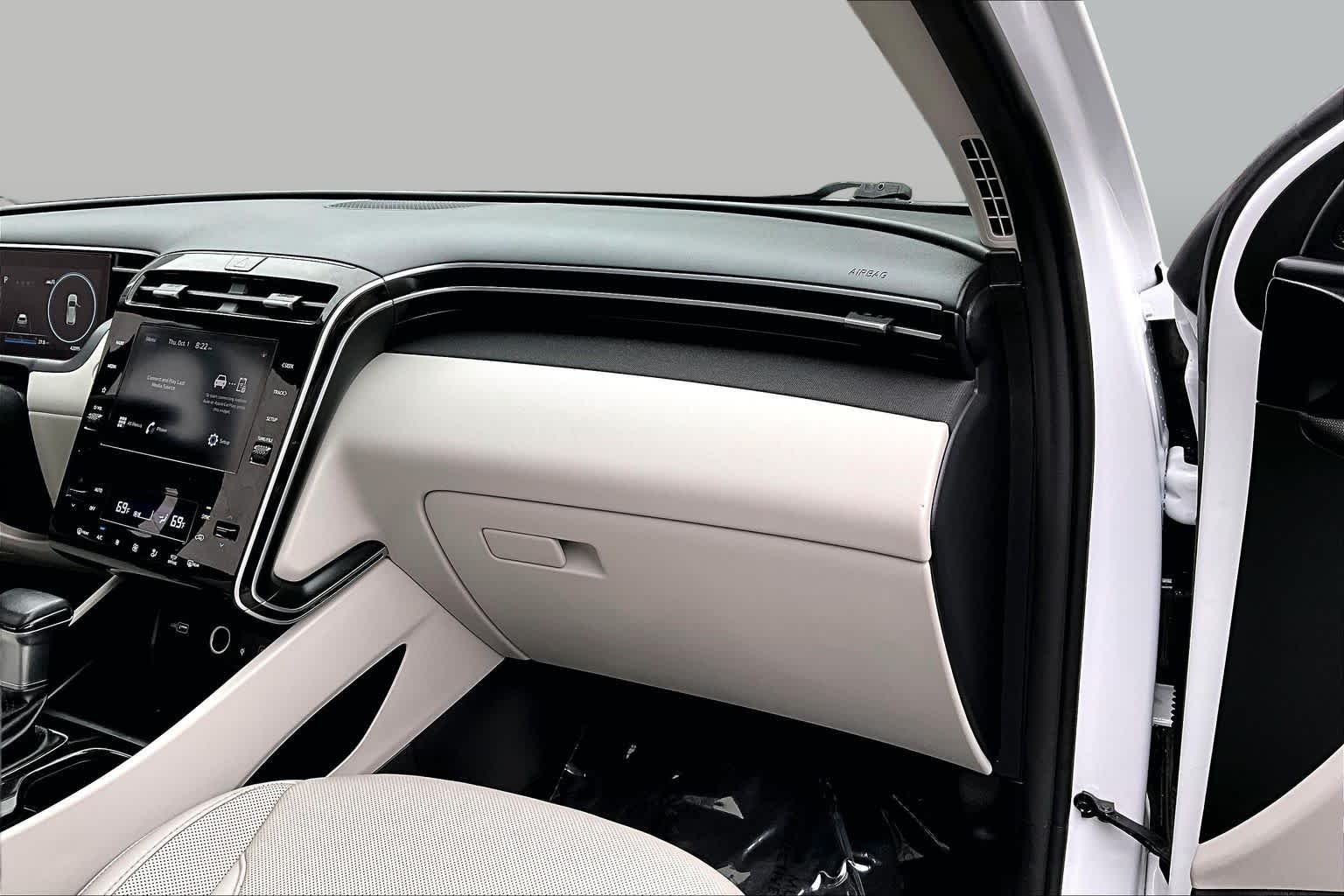 Used 2022 Quartz White Hyundai SEL image 37
