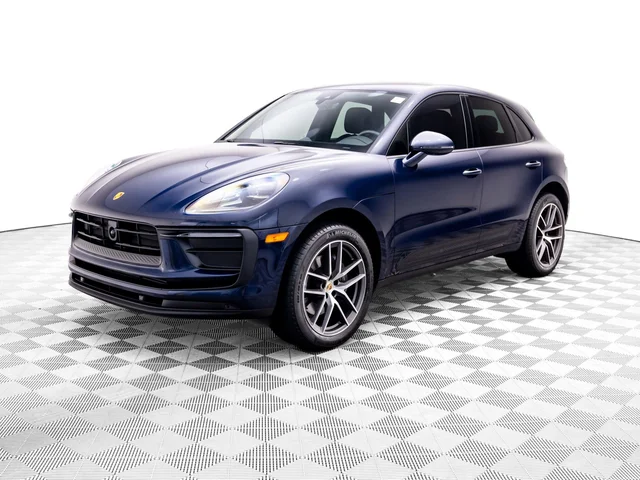2023 Porsche Macan 