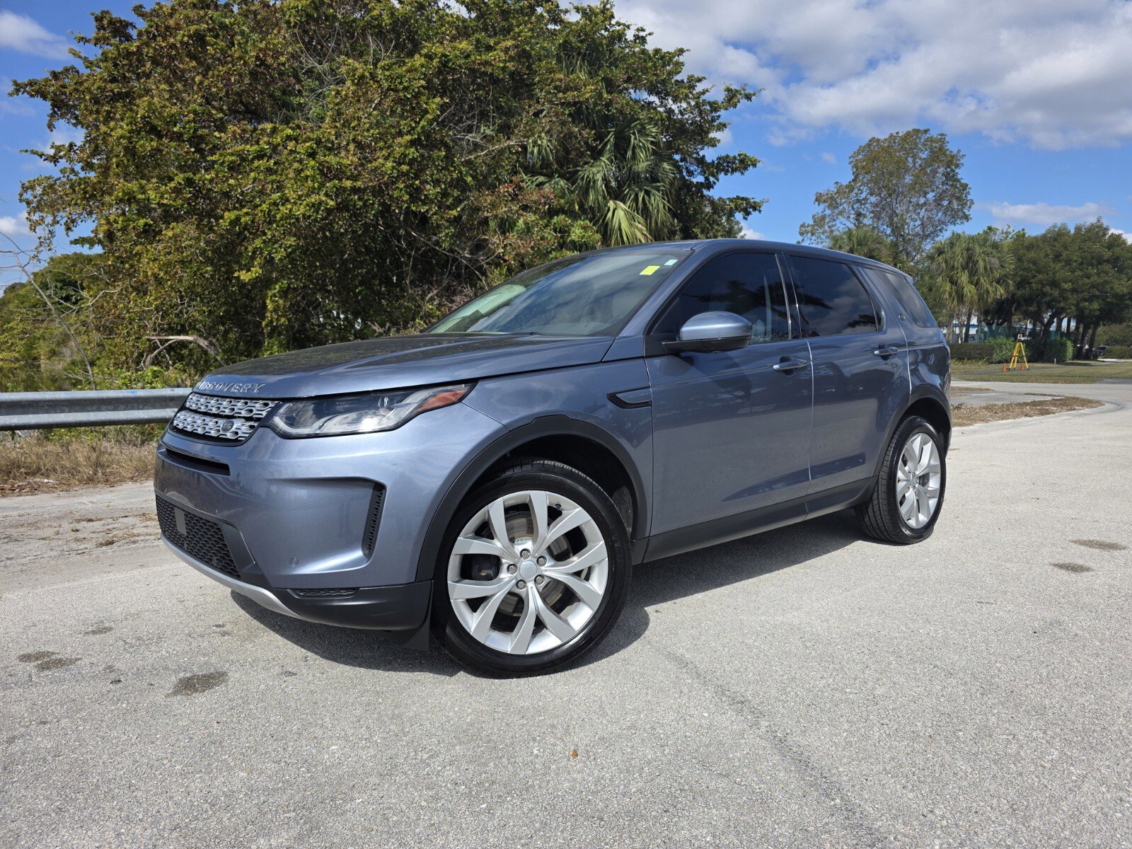 2023 Land Rover Discovery Sport SE