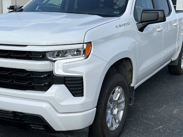 Used 2026 White Chevrolet RST image 10