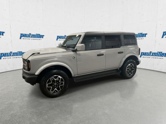 New 2026 Avalanche Gray Ford Outer Banks® image 7