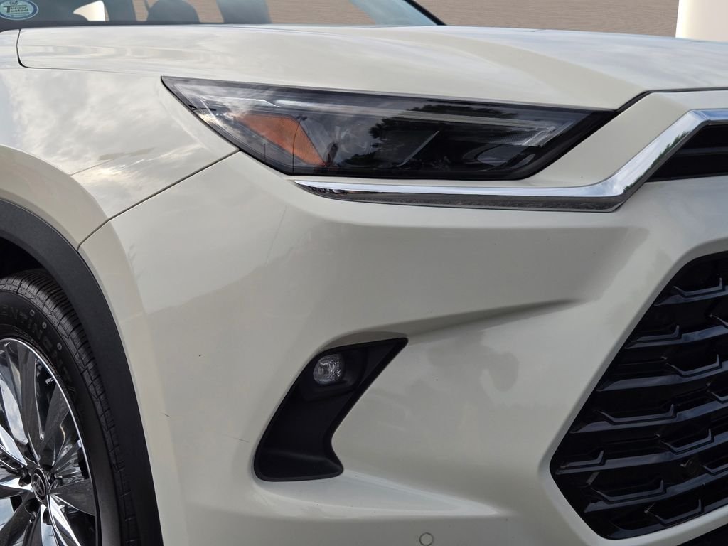 Used 2024 White Toyota Platinum image 2