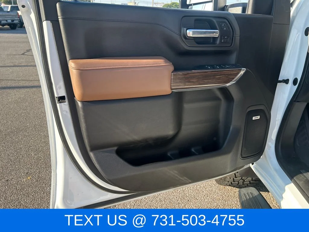 Used 2022 White Chevrolet High Country image 11