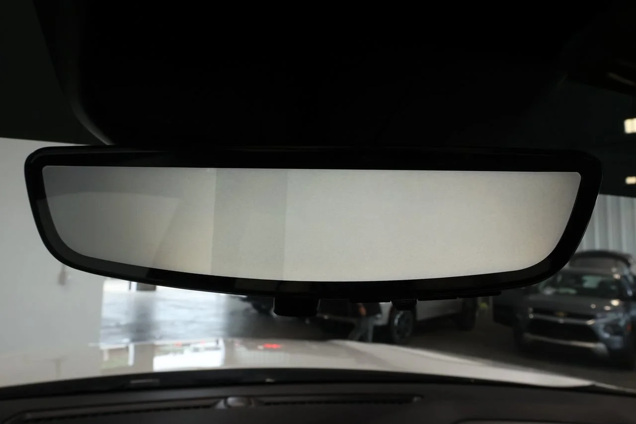 Used 2025 Crystal White Tricoat Cadillac Escalade-V ESV image 14