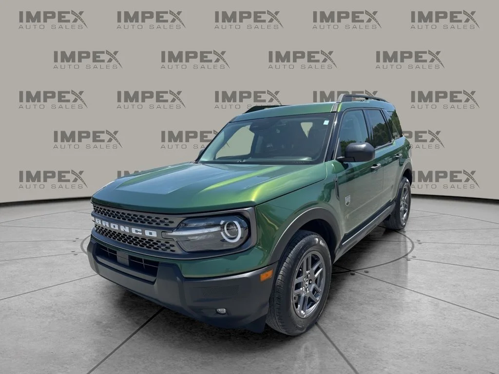 Used 2025 Green Ford Big Bend image 1