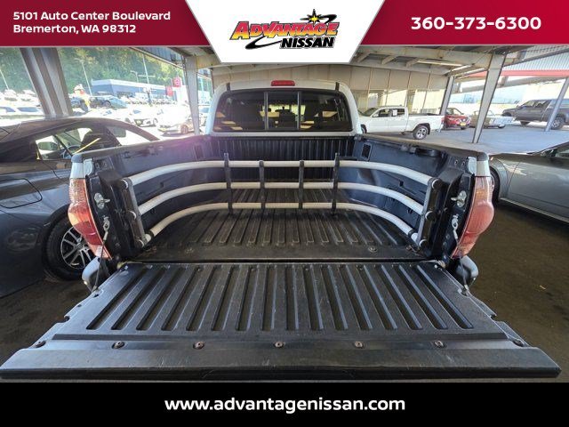 Used 2006 Silver Streak Mica Toyota PreRunner image 5