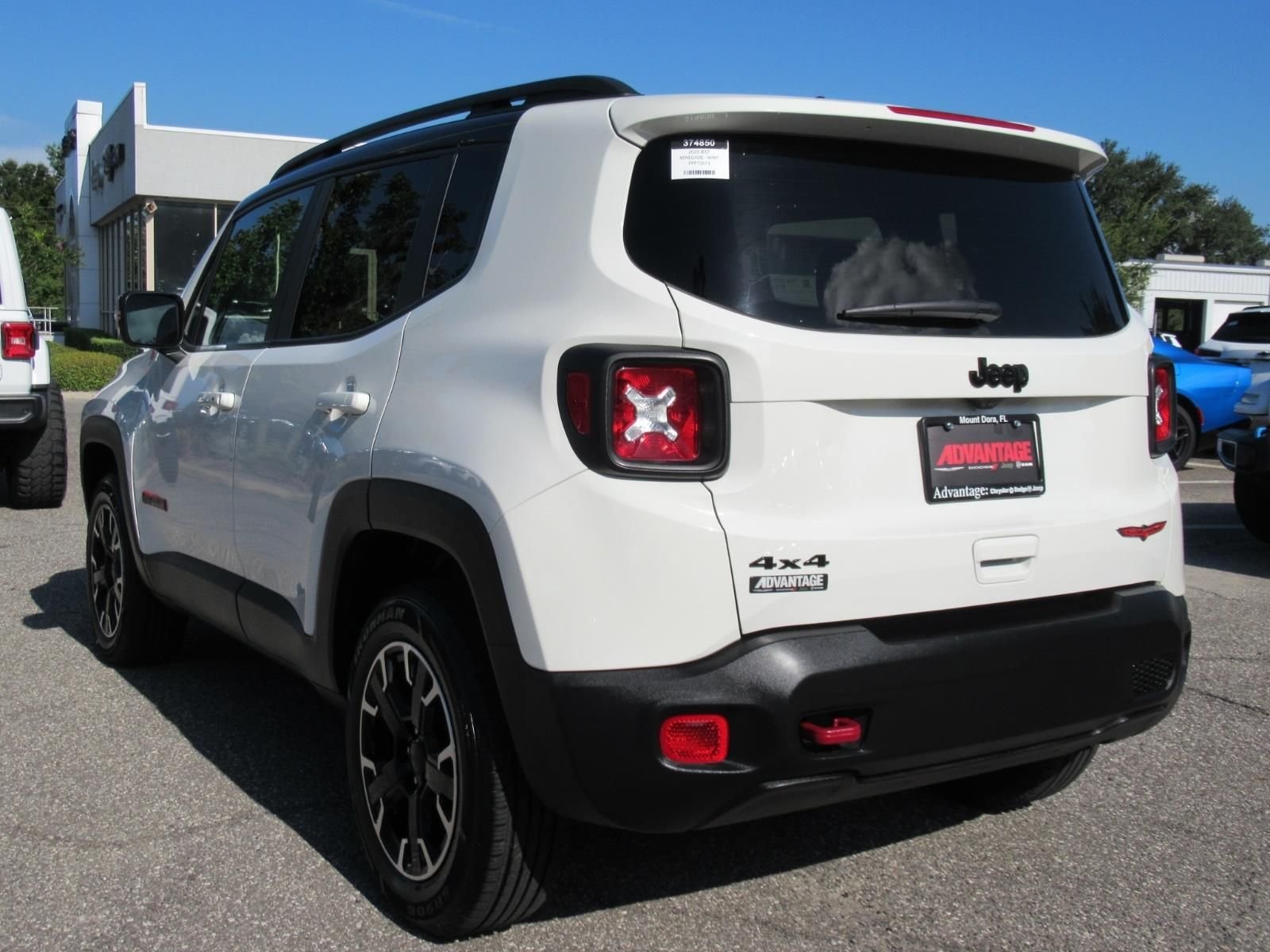 Certified Used 2023 White Jeep Trailhawk image 5