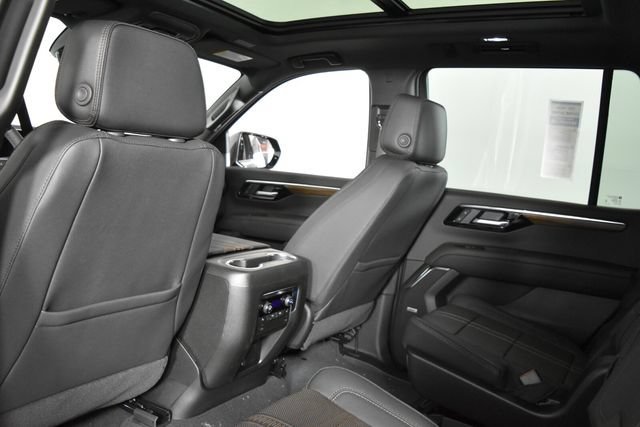 New 2026 Black Chevrolet High Country image 37