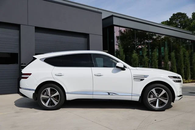 Used 2024 Alta White Genesis 3.5T image 4