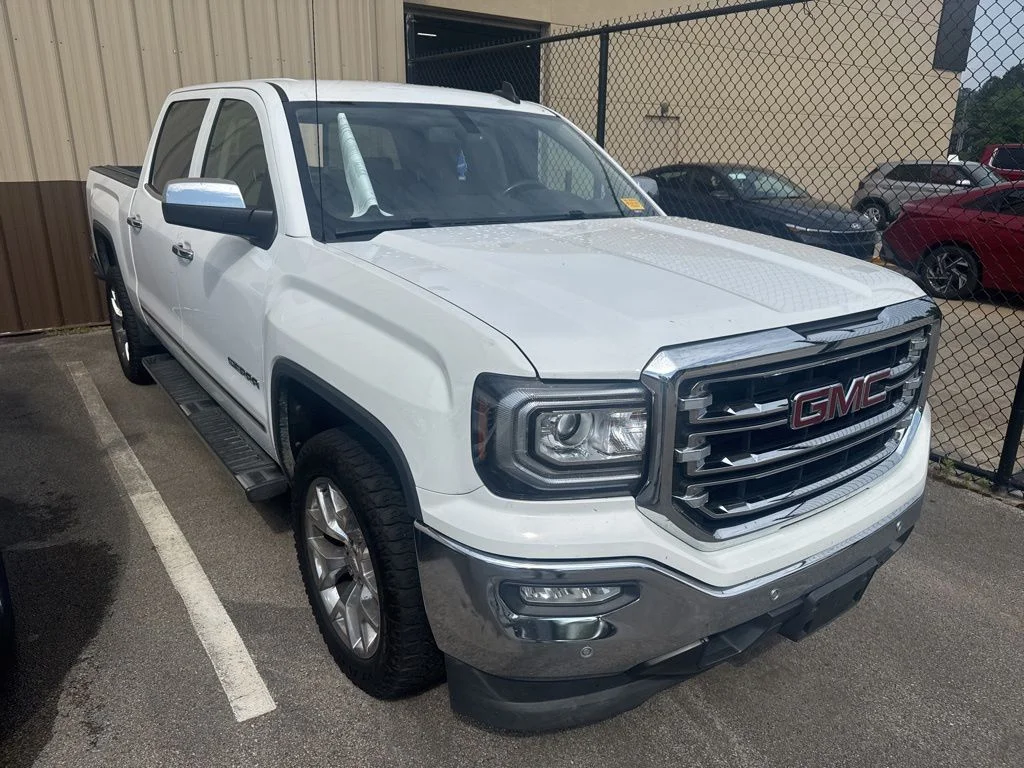 Used 2017 White GMC SLT image 2