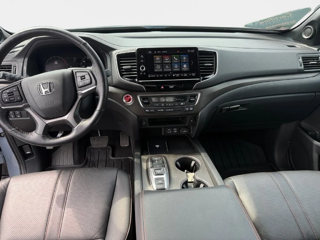 Certified Used 2025 Sonic Gray Pearl Honda AWD TRAILSPORT image 41