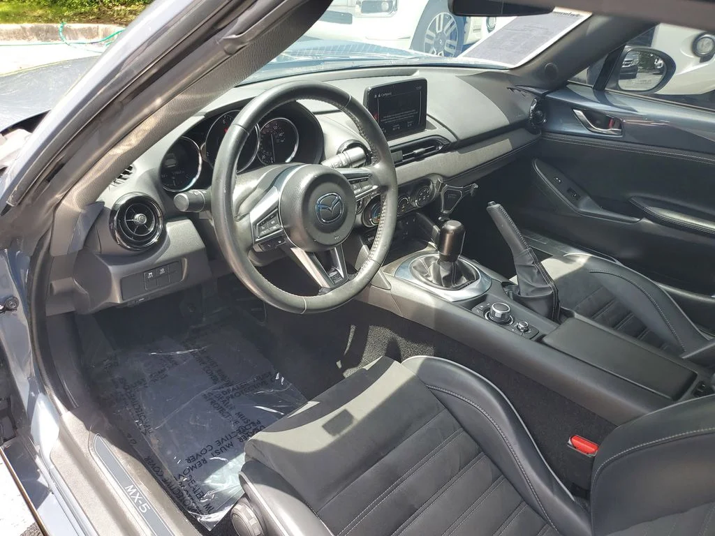 Used 2021 Gray Mazda Club image 21