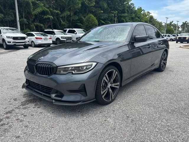 Used 2020 Mineral Gray Metallic BMW 330i xDrive image 5