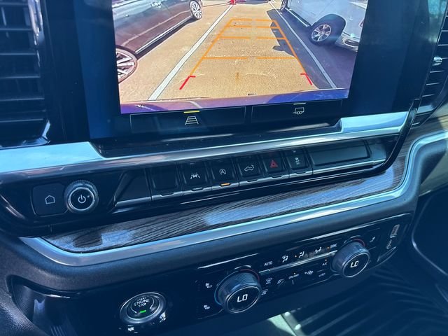 Used 2022 Blue Chevrolet LT image 18