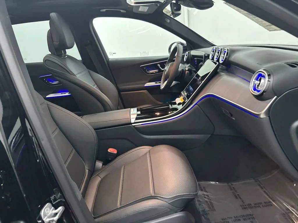 New 2026 Black Mercedes-Benz GLC 300 image 26