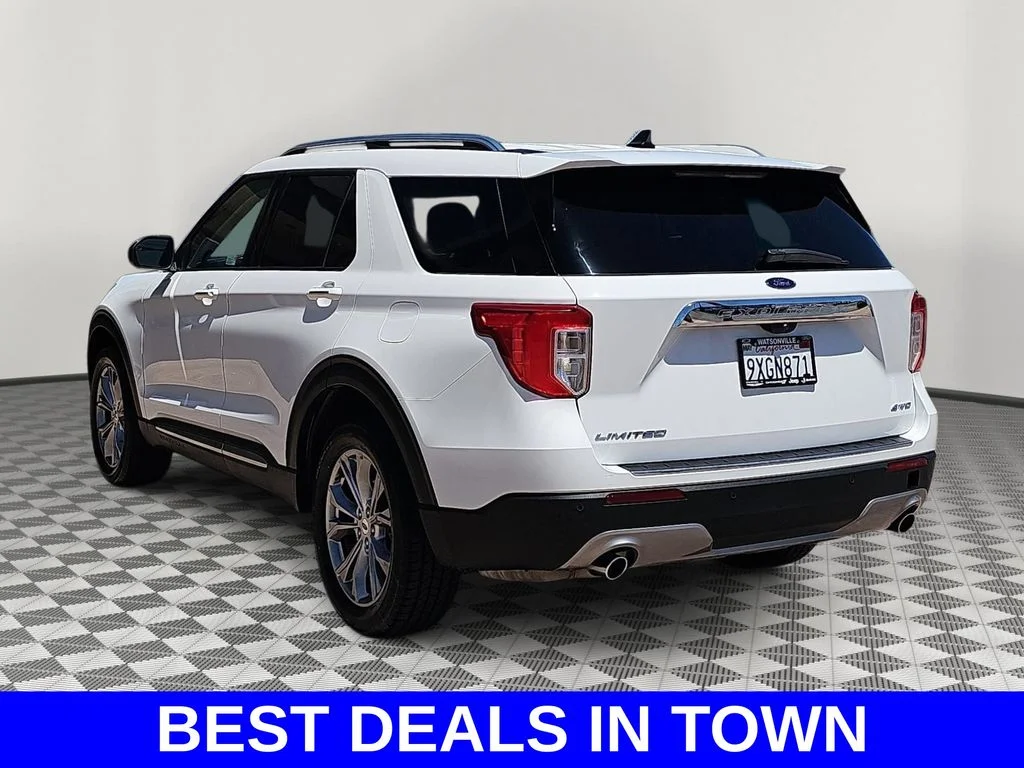 Used 2023 White Ford Limited image 5