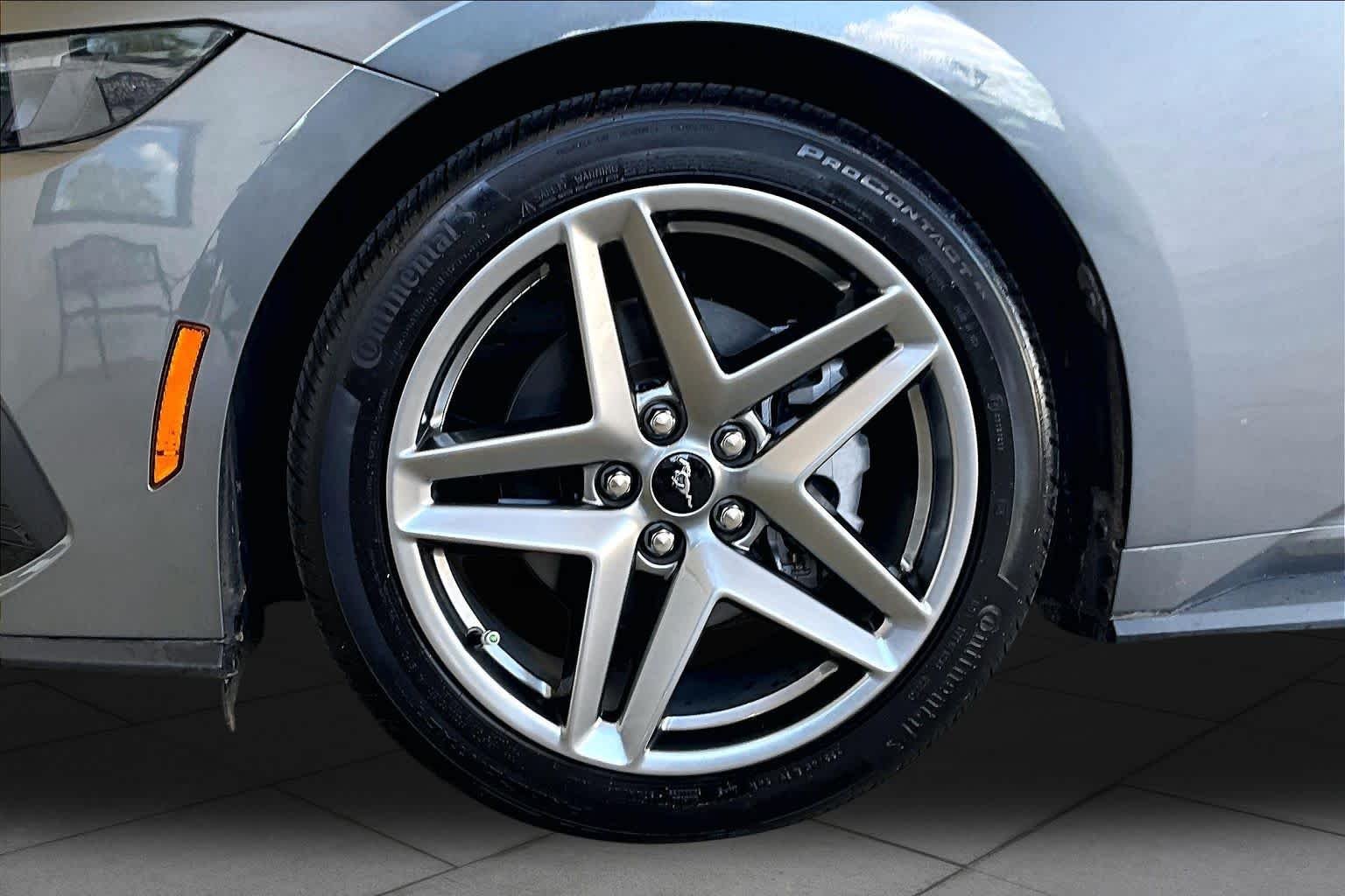 Used 2025 Carbonized Gray Ford EcoBoost image 9