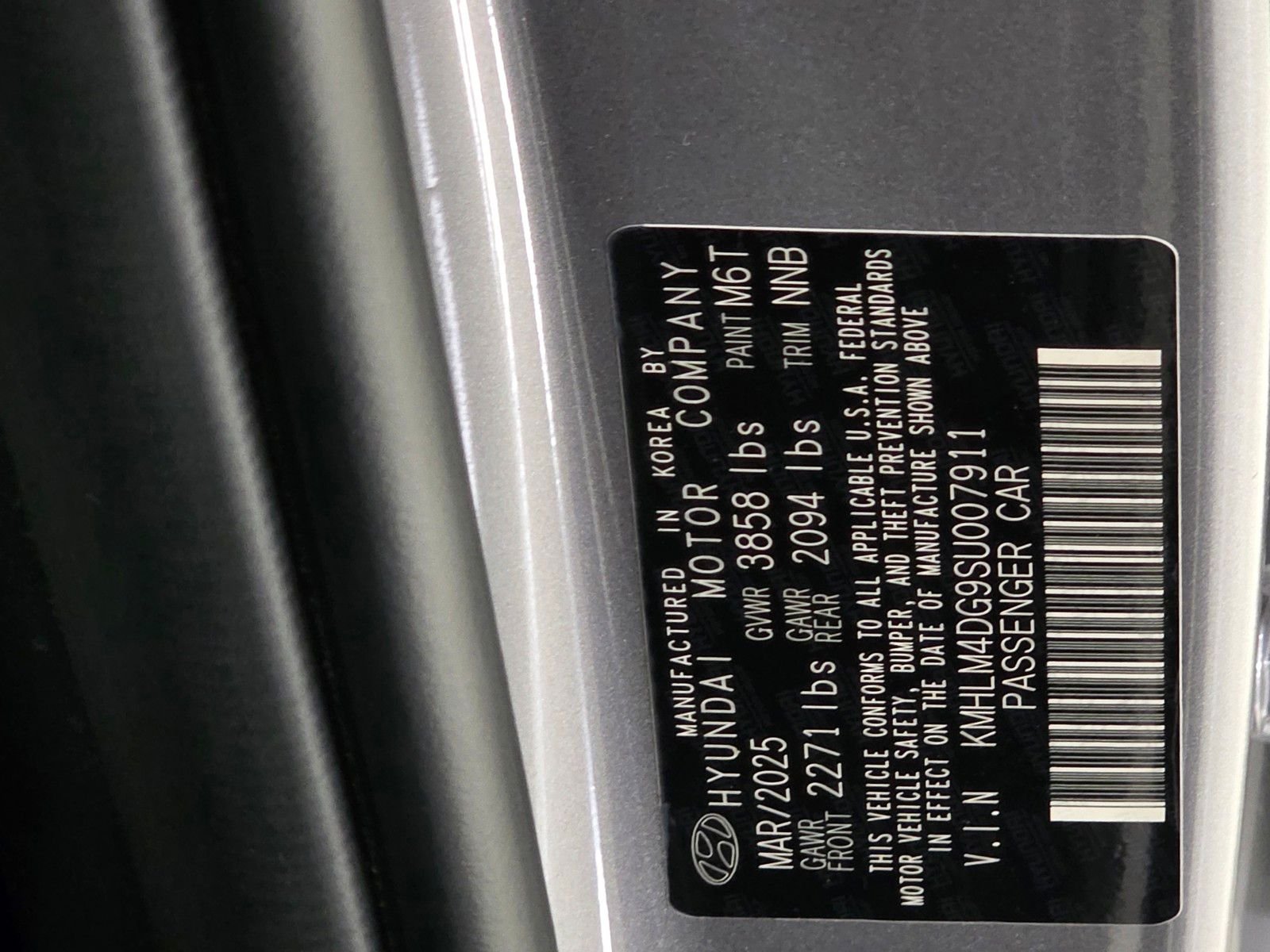 Certified Used 2025 Fluid Metal Hyundai SEL Sport image 34
