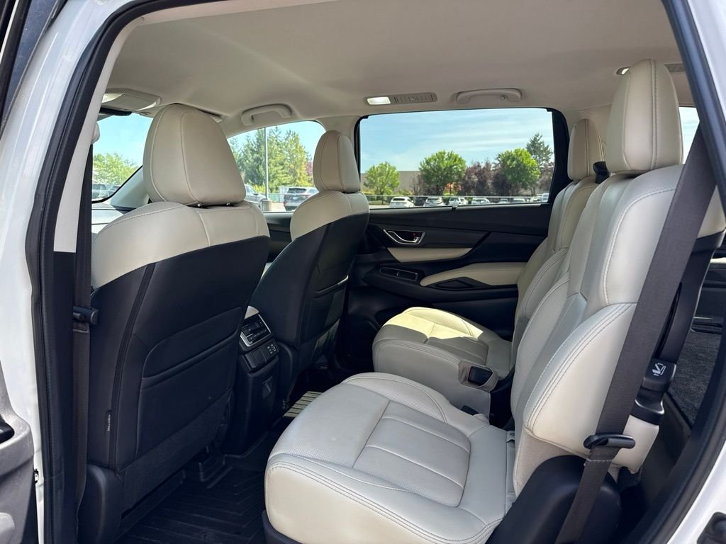 Used 2023 Crystal White Pearl Subaru Limited image 18