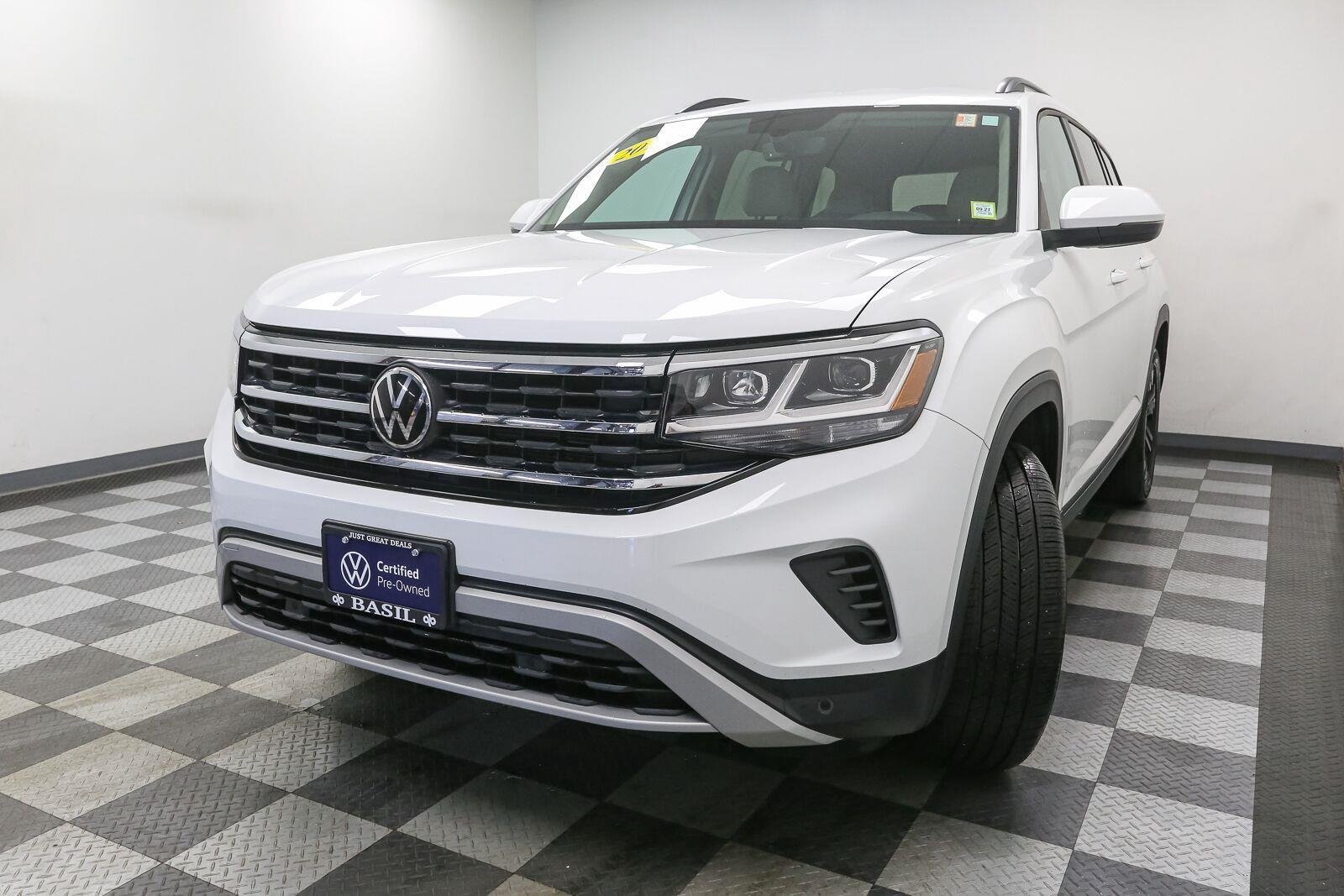 Certified Used 2023 Pure White Volkswagen 2.0T SE w/Technology image 5
