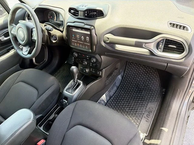 Used 2023 Gray Jeep Latitude image 29
