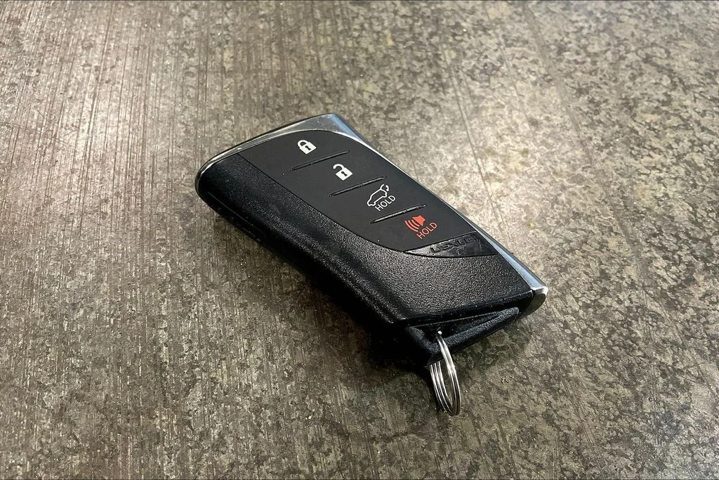 Used 2023 Black Lexus 350h Premium image 11